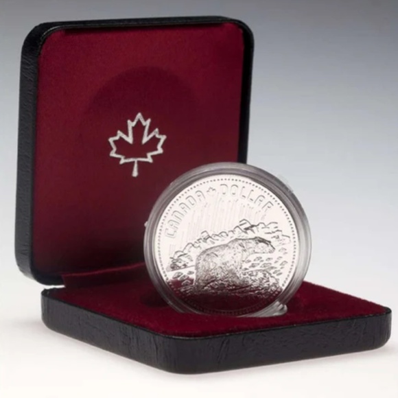 RCM 1980 Arctic Polar Bear Silver Dollar - Picture 3 of 4